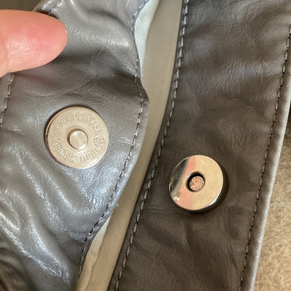 Nine West shoulder bag, grey, two zipper pockets,silver toned hardware, keychain - Picture 2 of 10